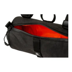 Borsa Bikepacking Al Manubrio AGU VENTURE ROLL 1,5 Litri Nera 5 Borsa Bikepacking Al Manubrio AGU VENTURE ROLL 1,5 Litri Nera -Vendite Velo Passione borsa bikepacking al manubrio agu venture roll 15 litri nera 2