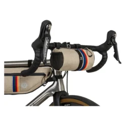 Borsa Bikepacking Al Manubrio AGU VENTURE ROLL 1,5 Litri Vintage 9 Borsa Bikepacking Al Manubrio AGU VENTURE ROLL 1,5 Litri Vintage -Vendite Velo Passione borsa bikepacking al manubrio agu venture roll 15 litri vintage 4