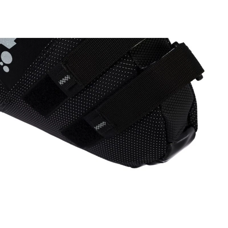 Borsa Posteriore Sottosella Bikepacking MISS GRAPE CLUSTER 20 Litri WR 2 Borsa Posteriore Sottosella Bikepacking MISS GRAPE CLUSTER 20 Litri WR - immagine 2